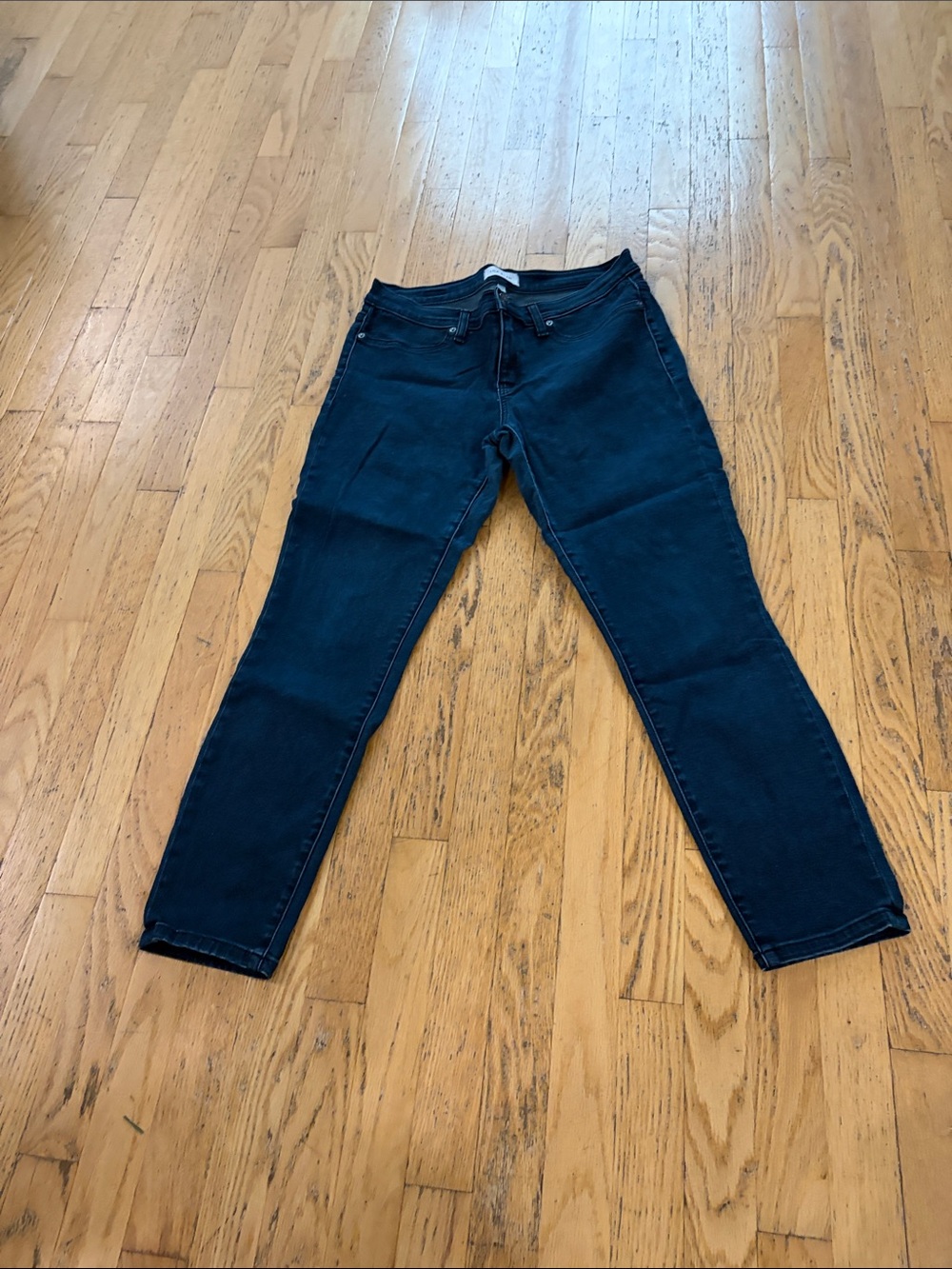 LILA RYAN women’s Skinny Jeans in Dark Blue